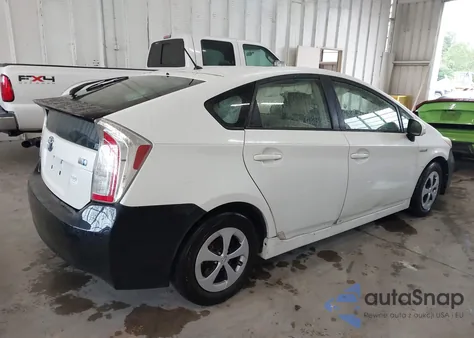 2015 Toyota Prius Two z USA, uszkodzony, nr VIN JTDKN3DU5F1947482